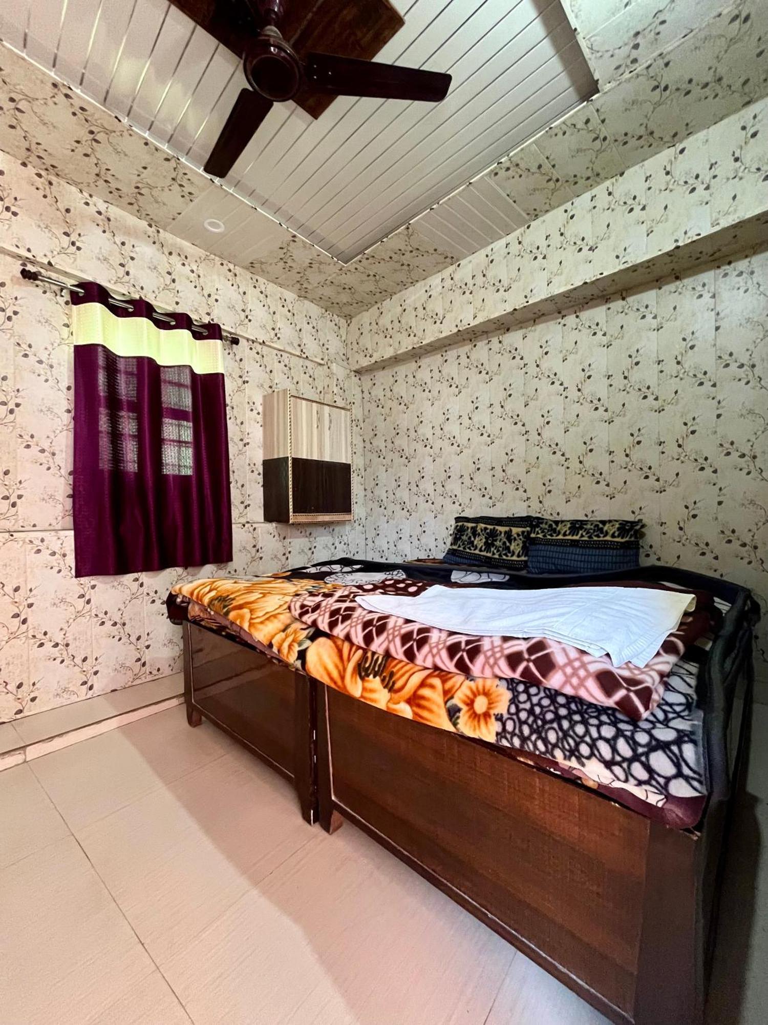 Astha Guest House Gopeshwar Luaran gambar